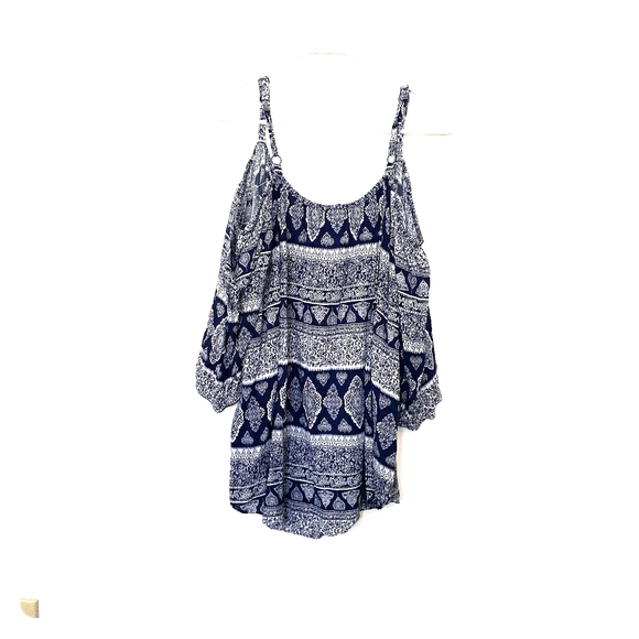 Tops - 2x navy blue & white top